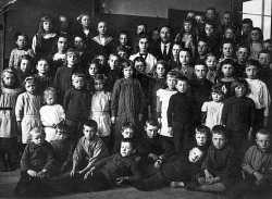 Daan lying (on the left) among his school friends in 1919