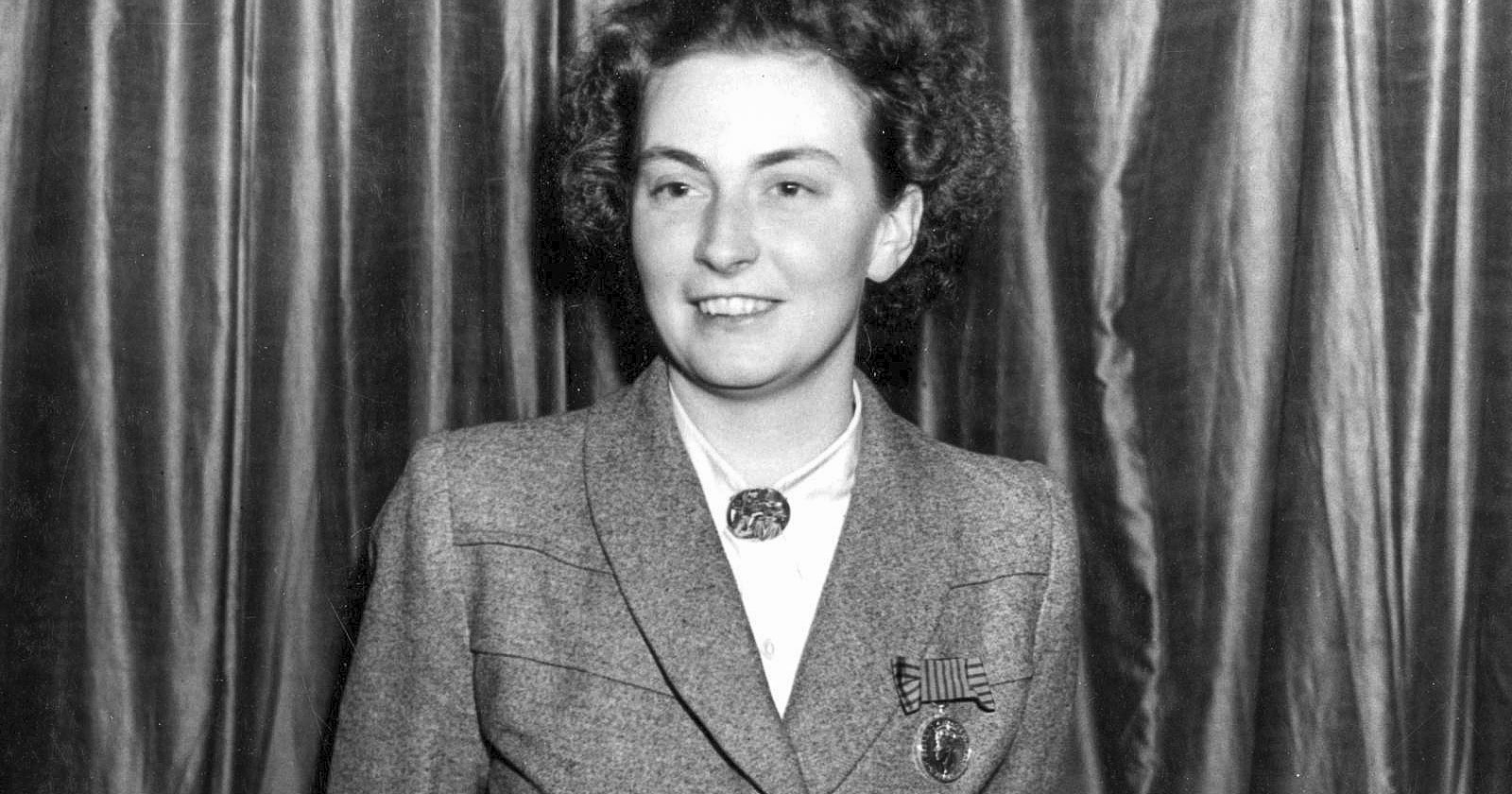 Belgian resistance fighter Andrée “Dédée” de Jongh was a key figure in the Comet Line escape network, she helped Allied airmen evade capture.