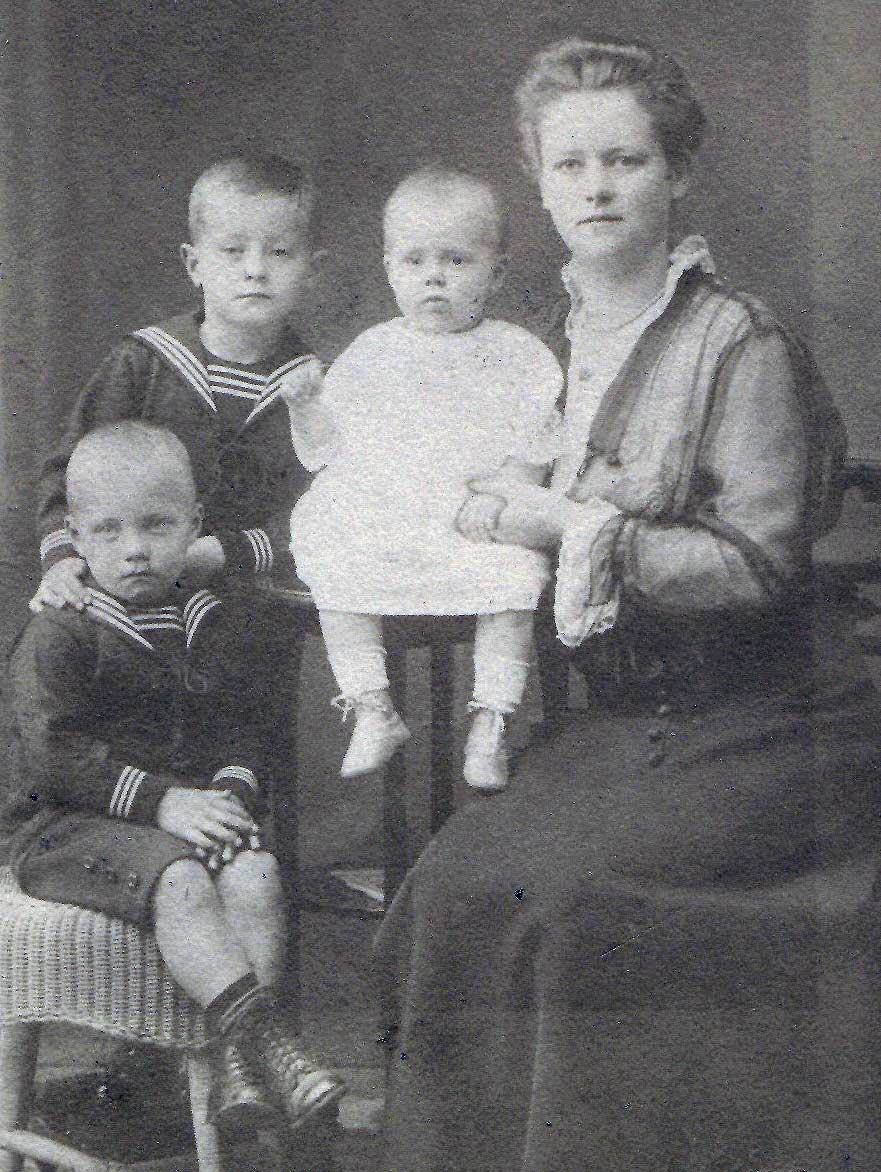 Anna with her mother and siblings