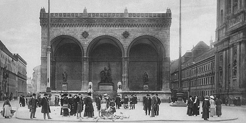 The Feldherrnhalle in Munich, where Bavarian State Police stopped the Nazi march and ended the Beer Hall Putsch.