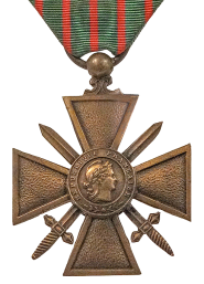 Croix de Guerre (with plam)