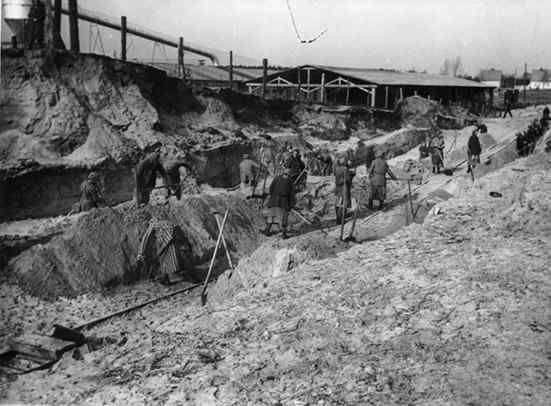 Forced labor by the women prisoners of Ravensbrück