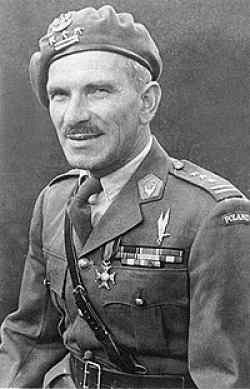 This picture was taken of Major General Stanislaw Sosabowski before Arnhem