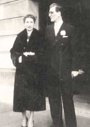 Wedding photo Selma and Hugo van de Perre, London 1955.
