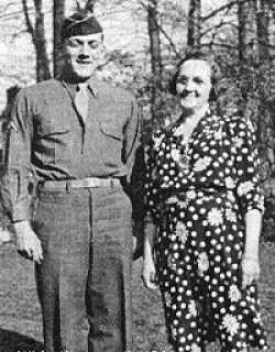 Robert and mother in April 1944