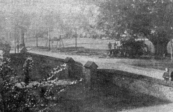 Troops of the Brigade on October 25, 1944 at the Vrijthof in Hilvarenbeek