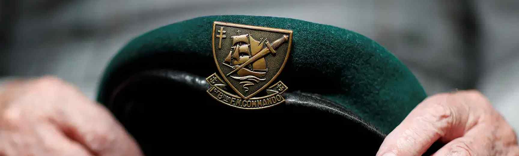 Léon Gautier's cap badge