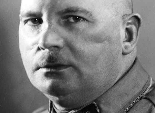 Leader of the the Sturmabteilung (SA) was Ernst Röhm.