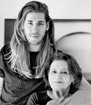 Jacqueline and her grandson Frank. Photo copyright Brenda van Leeuwen.